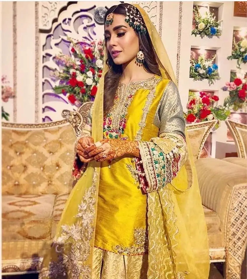 Mehndi Outfit 2022 Tagged