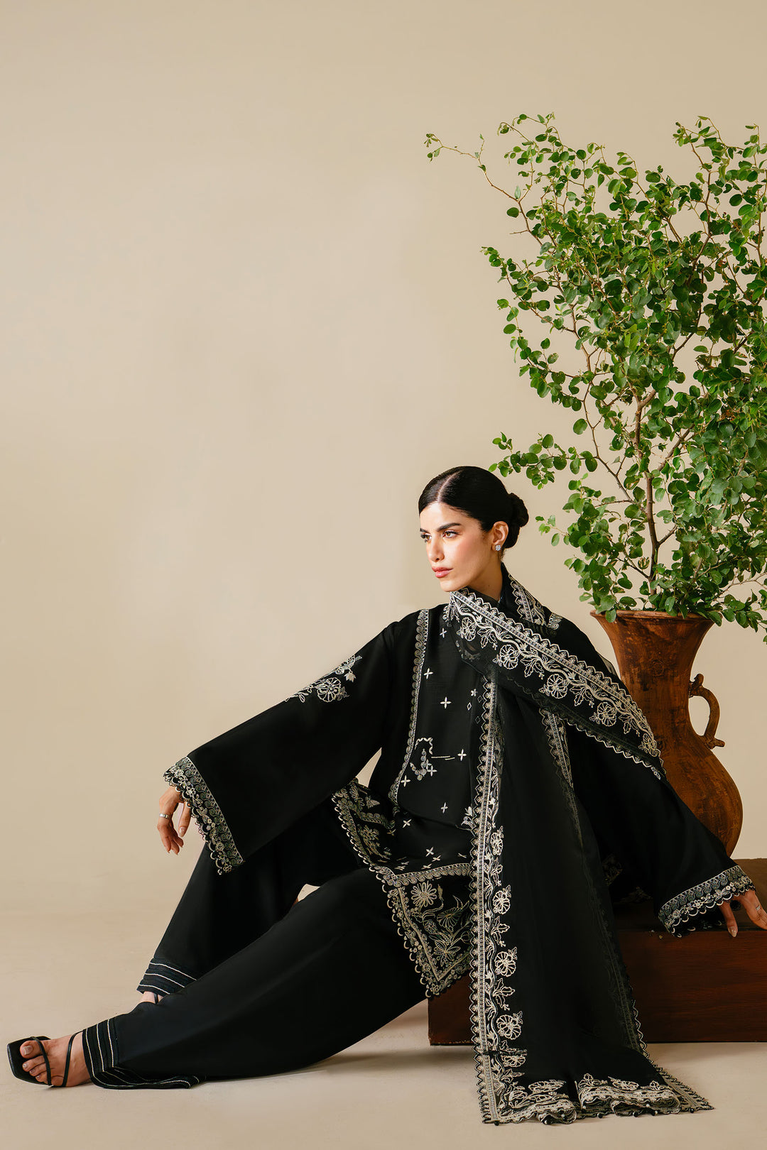 Buy ZAHA | SERAE SILK '25 Online Pakistani designer dresses at Great Price! Available For Next Day Delivery in UK, France & Germany. Zaha dresses created by Khadija Shah from Pakistan & for SALE in the UK, USA, Manchester & London. Book now ready to wear & unstitched at Lebaasonline.
