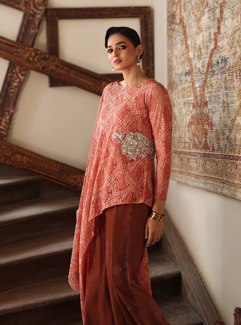 ZAINAB CHOTTANI VELURA VELVET EDIT '25 Velvet salwar kameez UK, Embroidered Collection at our Pakistani Designer Dresses Online Boutique. Pakistani Clothes Online UK- SALE, Zainab Chottani Wedding Suits, Luxury Lawn & Bridal Wear & Ready Made Suits for Pakistani Party Wear UK on Discount Price