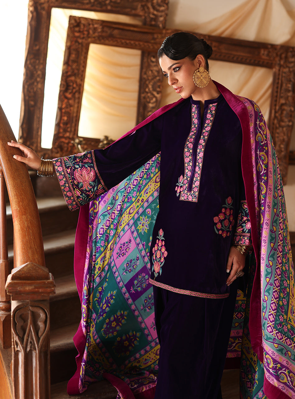 ZAINAB CHOTTANI VELURA VELVET EDIT '25 Velvet salwar kameez UK, Embroidered Collection at our Pakistani Designer Dresses Online Boutique. Pakistani Clothes Online UK- SALE, Zainab Chottani Wedding Suits, Luxury Lawn & Bridal Wear & Ready Made Suits for Pakistani Party Wear UK on Discount Price