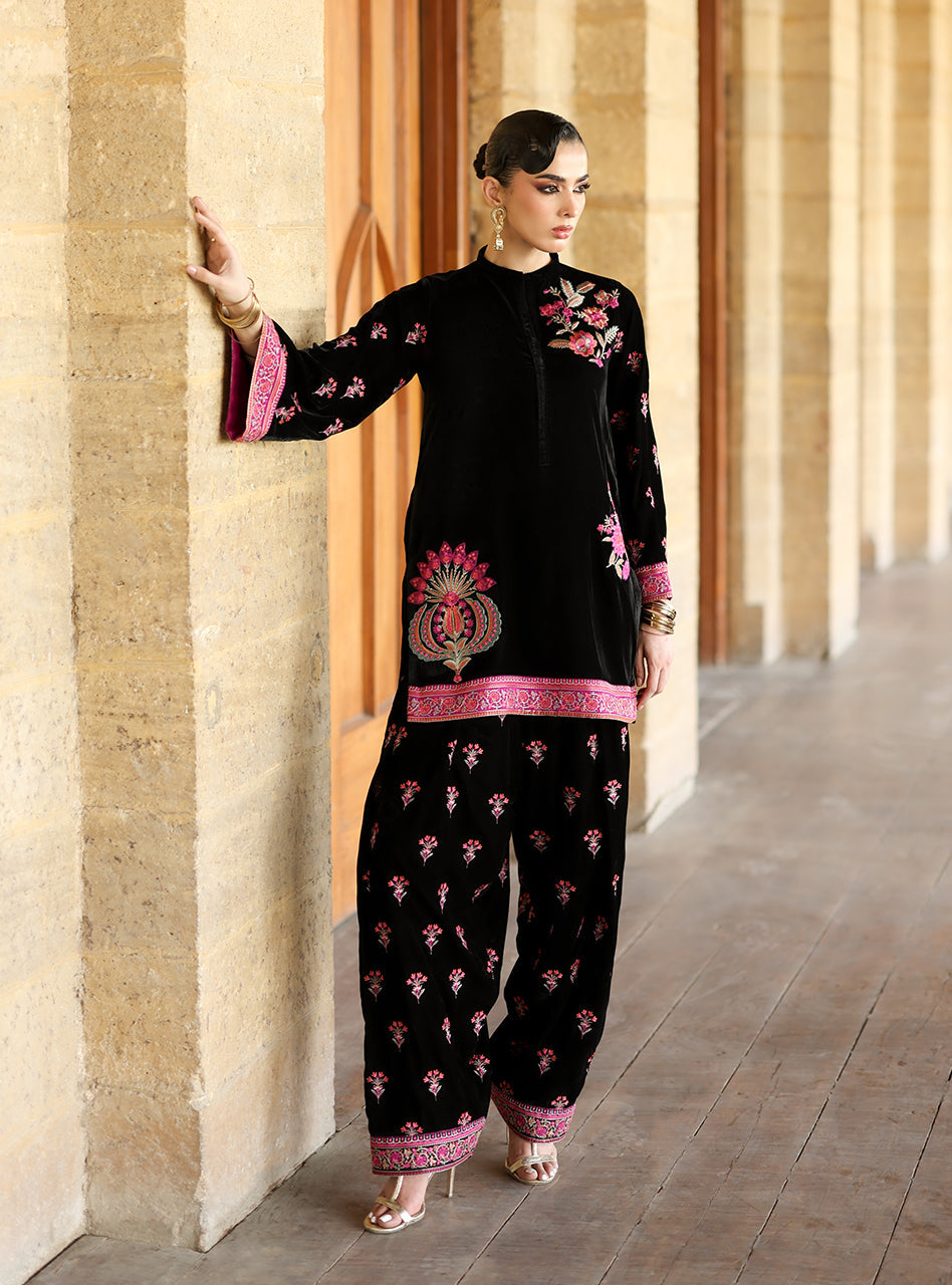 ZAINAB CHOTTANI VELURA VELVET EDIT '25 Velvet salwar kameez UK, Embroidered Collection at our Pakistani Designer Dresses Online Boutique. Pakistani Clothes Online UK- SALE, Zainab Chottani Wedding Suits, Luxury Lawn & Bridal Wear & Ready Made Suits for Pakistani Party Wear UK on Discount Price