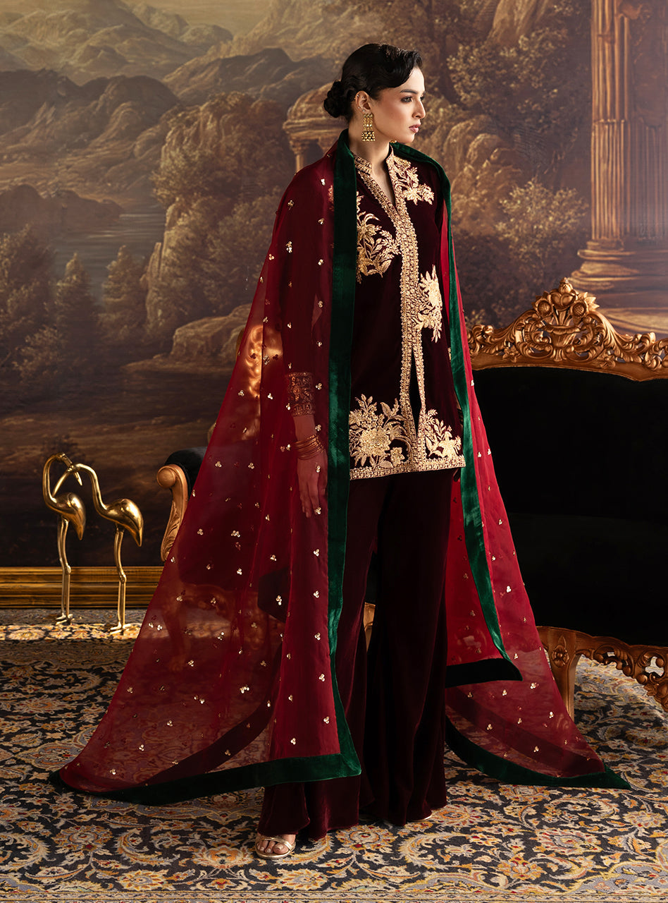 ZAINAB CHOTTANI VELURA VELVET EDIT '25 Velvet salwar kameez UK, Embroidered Collection at our Pakistani Designer Dresses Online Boutique. Pakistani Clothes Online UK- SALE, Zainab Chottani Wedding Suits, Luxury Lawn & Bridal Wear & Ready Made Suits for Pakistani Party Wear UK on Discount Price