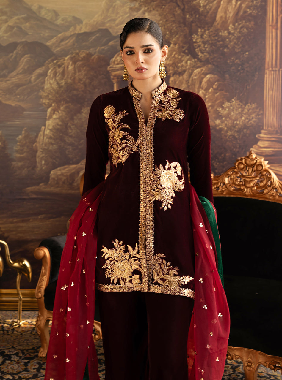ZAINAB CHOTTANI VELURA VELVET EDIT '25 Velvet salwar kameez UK, Embroidered Collection at our Pakistani Designer Dresses Online Boutique. Pakistani Clothes Online UK- SALE, Zainab Chottani Wedding Suits, Luxury Lawn & Bridal Wear & Ready Made Suits for Pakistani Party Wear UK on Discount Price