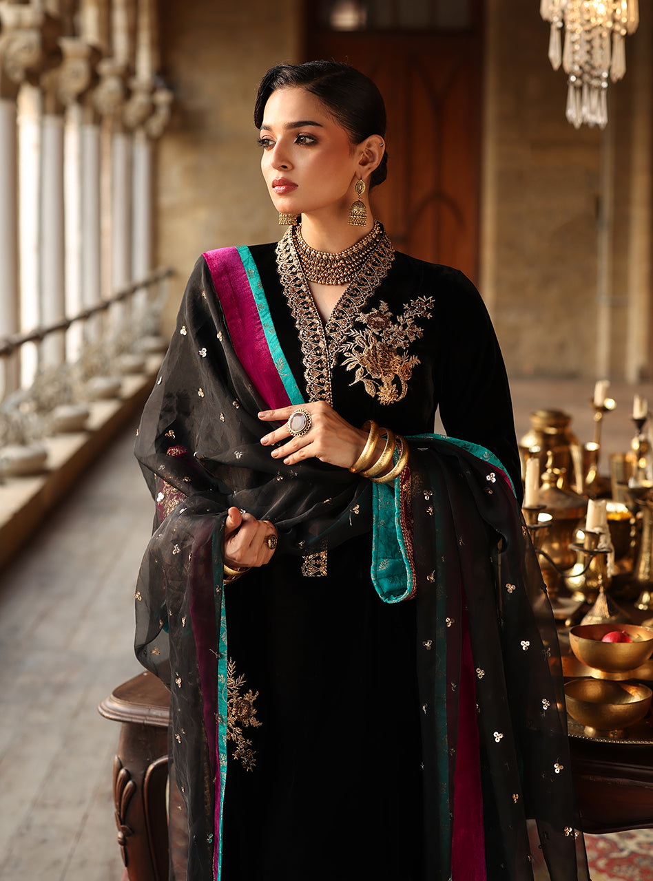 ZAINAB CHOTTANI VELURA VELVET EDIT '25 Velvet salwar kameez UK, Embroidered Collection at our Pakistani Designer Dresses Online Boutique. Pakistani Clothes Online UK- SALE, Zainab Chottani Wedding Suits, Luxury Lawn & Bridal Wear & Ready Made Suits for Pakistani Party Wear UK on Discount Price