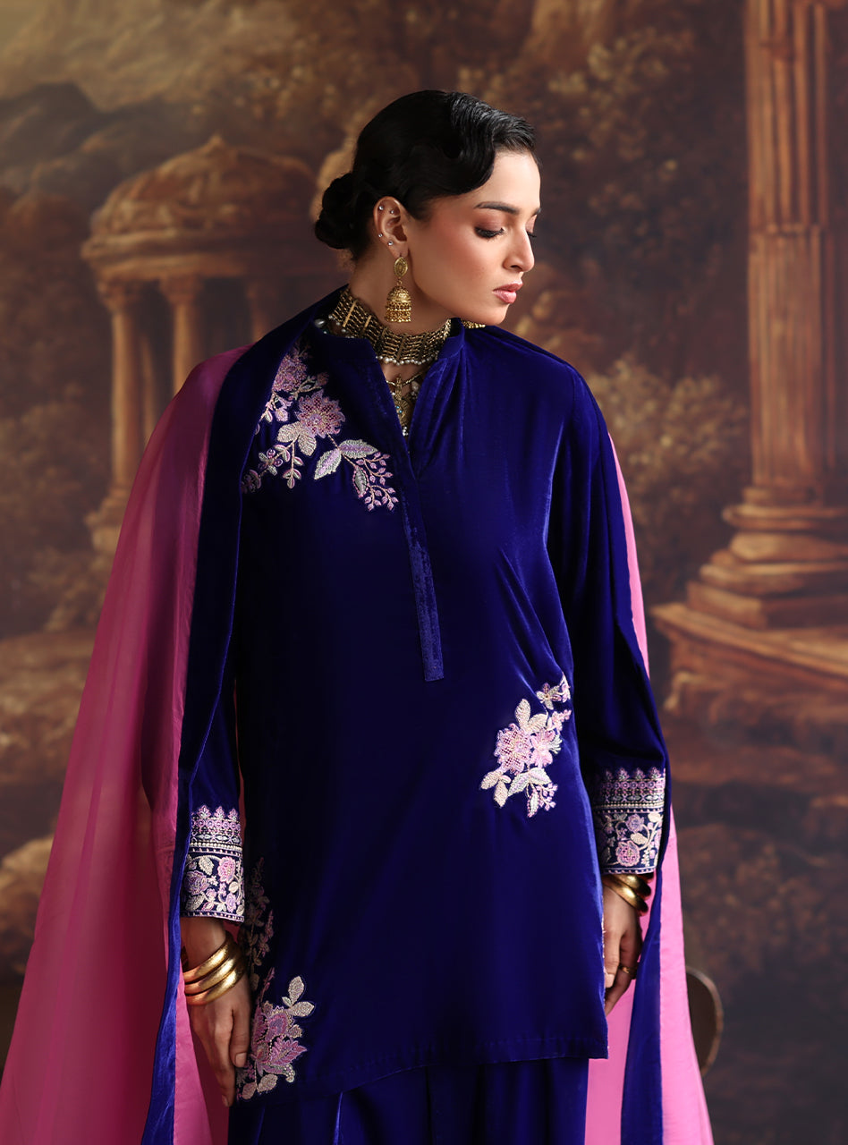 ZAINAB CHOTTANI VELURA VELVET EDIT '25 Velvet salwar kameez UK, Embroidered Collection at our Pakistani Designer Dresses Online Boutique. Pakistani Clothes Online UK- SALE, Zainab Chottani Wedding Suits, Luxury Lawn & Bridal Wear & Ready Made Suits for Pakistani Party Wear UK on Discount Price