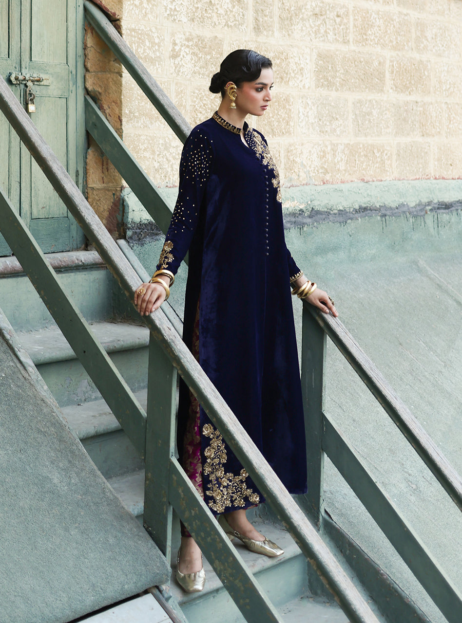 ZAINAB CHOTTANI VELURA VELVET EDIT '25 Velvet salwar kameez UK, Embroidered Collection at our Pakistani Designer Dresses Online Boutique. Pakistani Clothes Online UK- SALE, Zainab Chottani Wedding Suits, Luxury Lawn & Bridal Wear & Ready Made Suits for Pakistani Party Wear UK on Discount Price