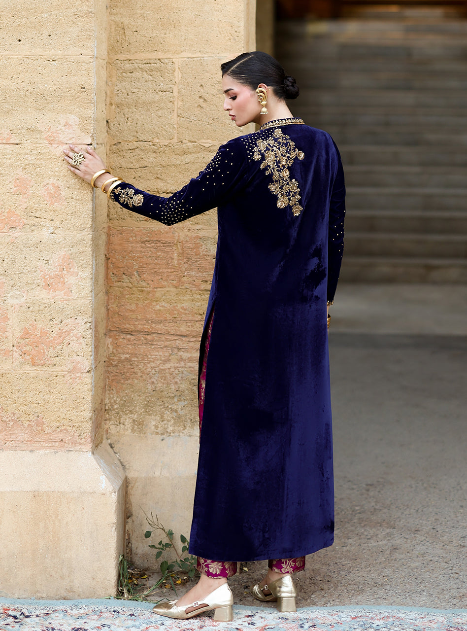 ZAINAB CHOTTANI VELURA VELVET EDIT '25 Velvet salwar kameez UK, Embroidered Collection at our Pakistani Designer Dresses Online Boutique. Pakistani Clothes Online UK- SALE, Zainab Chottani Wedding Suits, Luxury Lawn & Bridal Wear & Ready Made Suits for Pakistani Party Wear UK on Discount Price