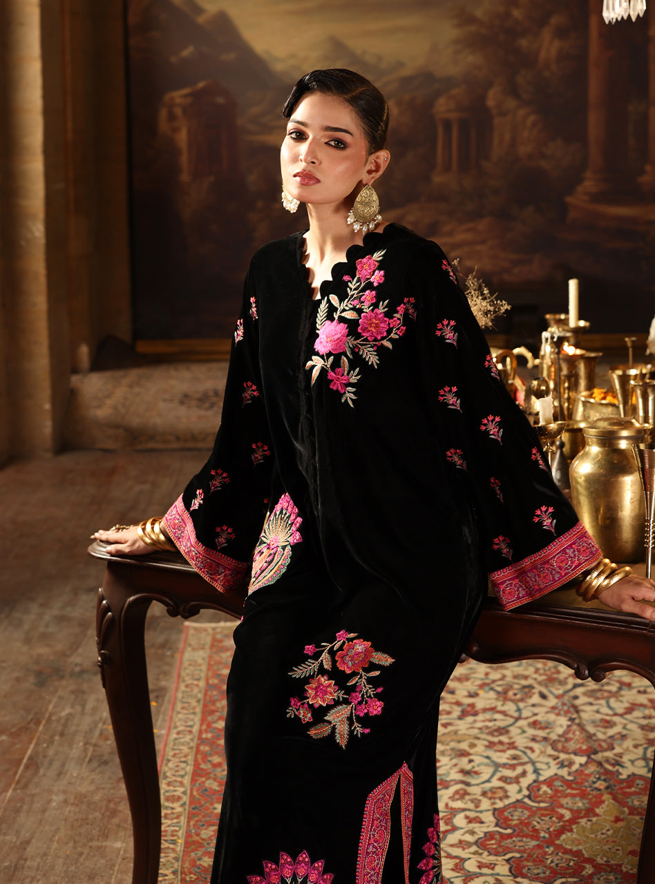 ZAINAB CHOTTANI VELURA VELVET EDIT '25 Velvet salwar kameez UK, Embroidered Collection at our Pakistani Designer Dresses Online Boutique. Pakistani Clothes Online UK- SALE, Zainab Chottani Wedding Suits, Luxury Lawn & Bridal Wear & Ready Made Suits for Pakistani Party Wear UK on Discount Price
