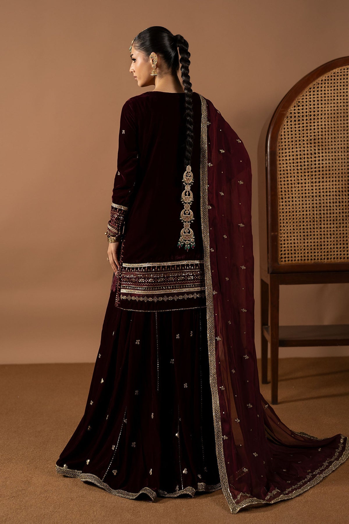 maria b 2026 winter Collection | 3 Piece Embroidered Velvet Suit - LebaasOnline