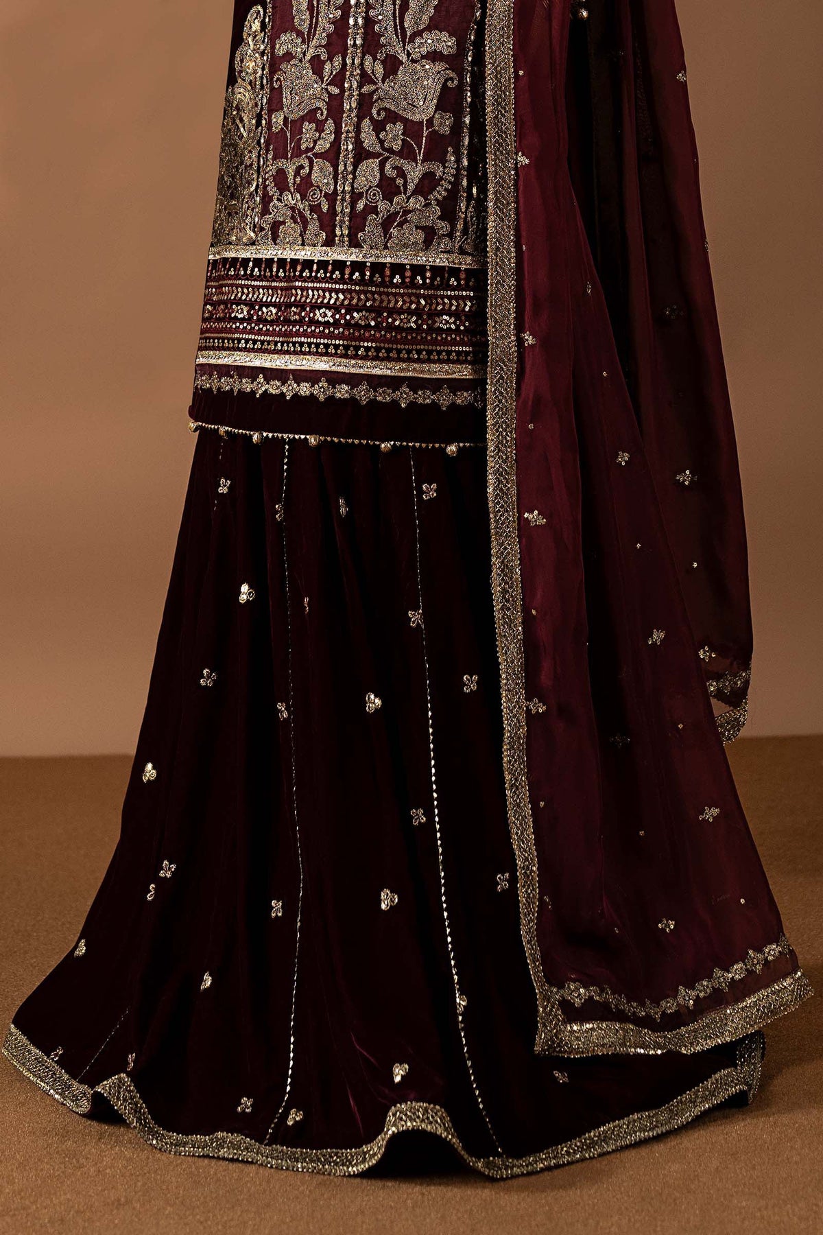 maria b 2026 winter Collection | 3 Piece Embroidered Velvet Suit - LebaasOnline
