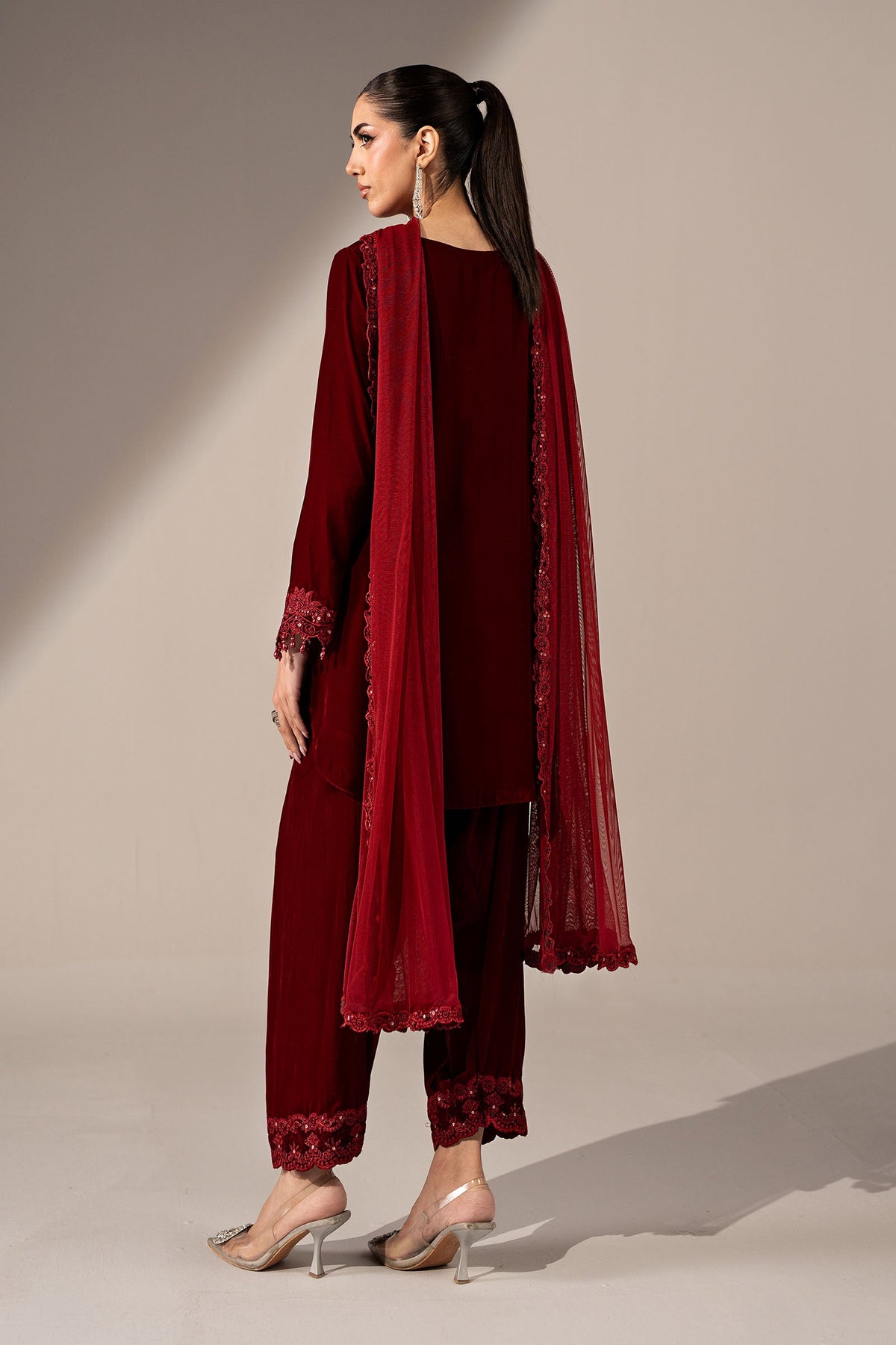 maria b 2026 winter Collection | 3 Piece Embroidered Velvet Suit - LebaasOnline