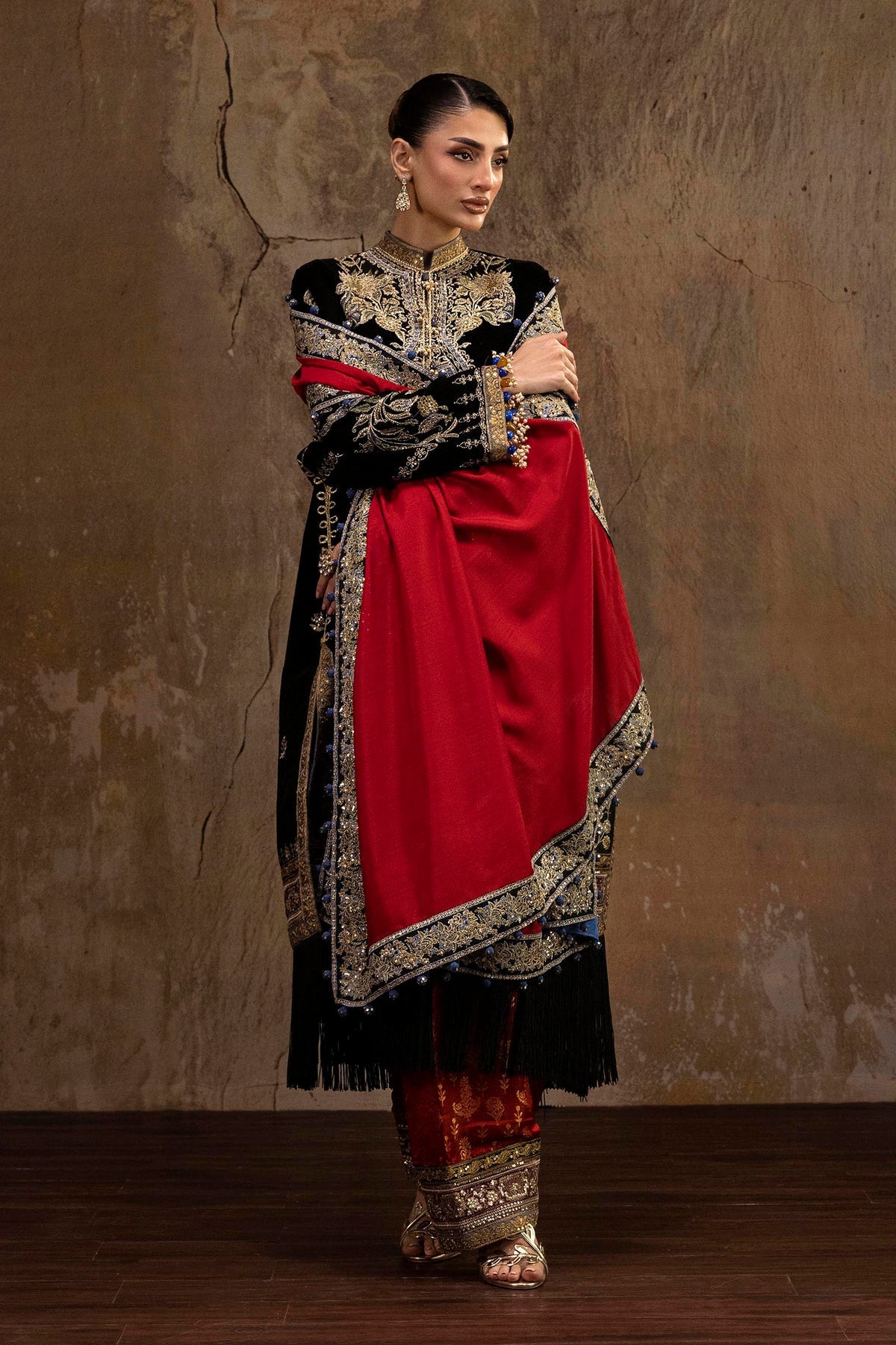 Sana Safinaz Winter Luxury 2026 unstitched printed 3 piece velvet suit UK