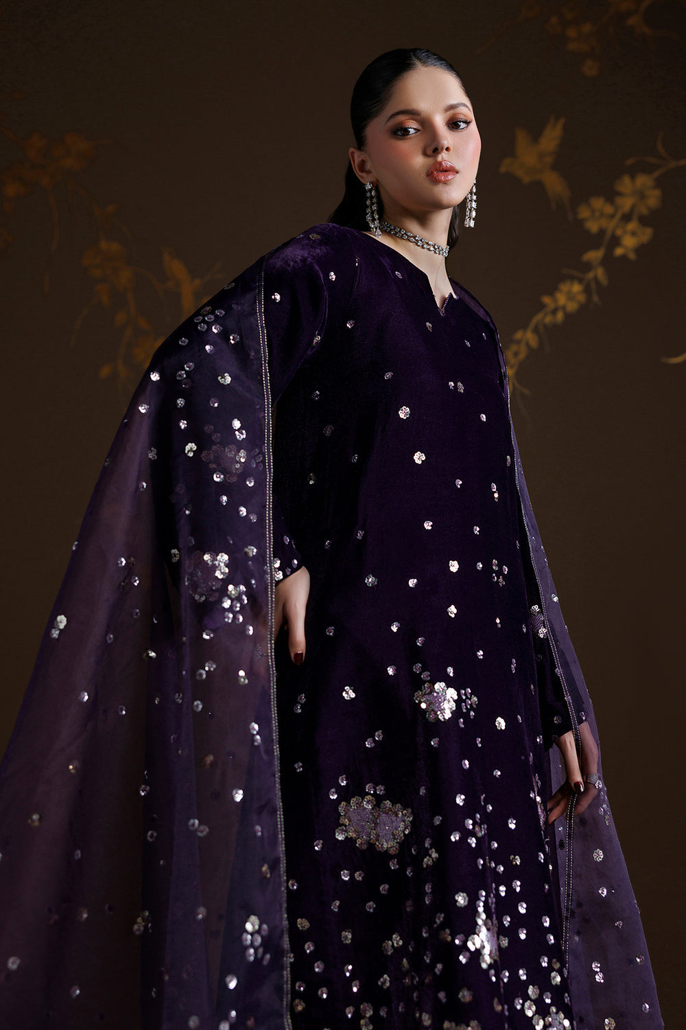 Baroque Collection'26 | EMBROIDERED VELVET UF-4549