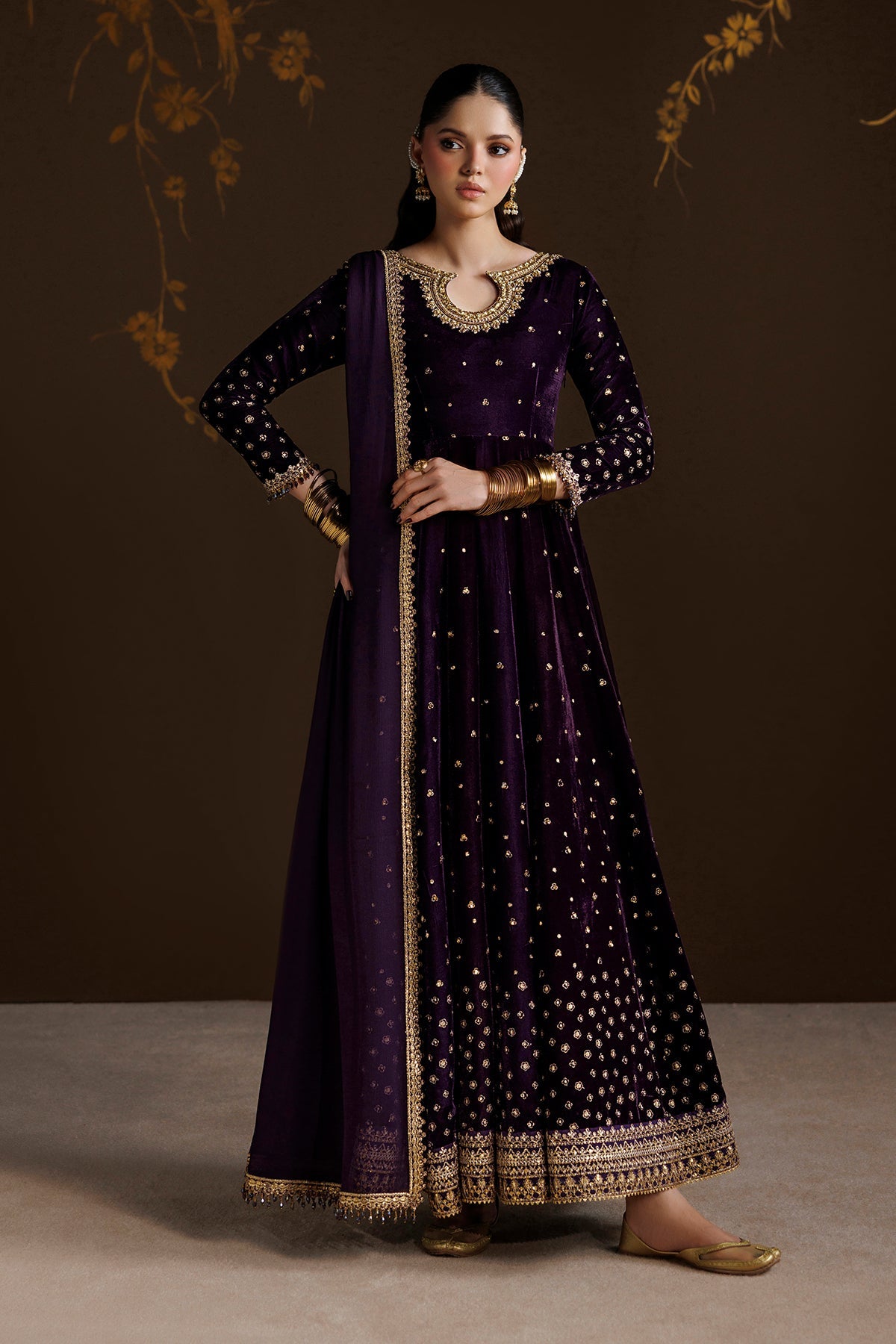 Baroque Collection'26 | EMBROIDERED VELVET UF-4628