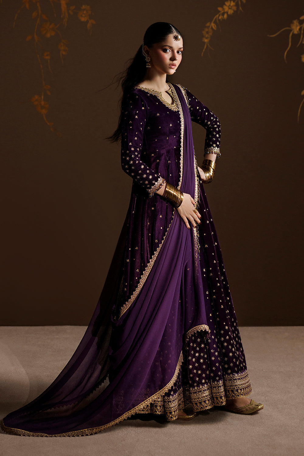 Baroque Collection'26 | EMBROIDERED VELVET UF-4628