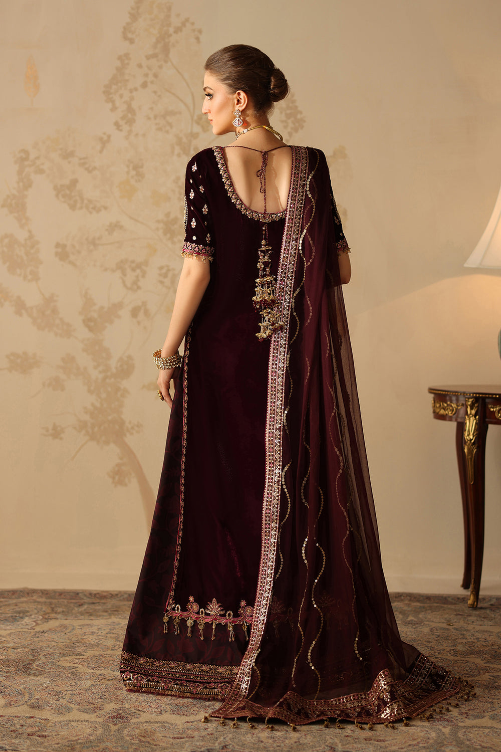 Baroque Collection'26 | EMBROIDERED VELVET UF-4313
