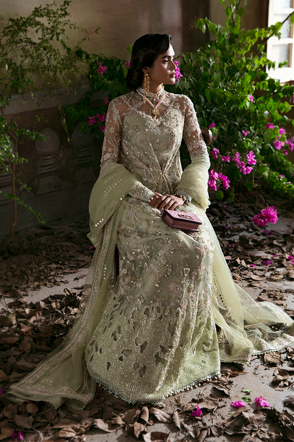SUFFUSE | FREESHIA RTW '23 Suffuse by Sana Yasir Luxury Wedding Pakistani fashion brand with signature floral patterns, intricate aesthetics and glittering embellishments. Shop Now Suffuse Casual Pret, Suffuse Luxury Collection & Bridal Dresses 23 from www.lebaasonline.co.uk on discount price-SALE!