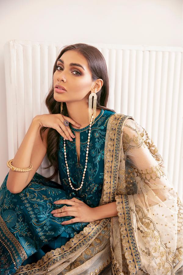Buy BAROQUE CHANTELLE | maroon color available in Next day shipping @Lebaasonline. We are the Largest Baroque Designer Suits in London UK with shipping worldwide including UK, Canada, Norway, USA. The Pakistani Wedding Chiffon Suits USA can be customized. Buy Baroque Suits online in Germany on SALE!