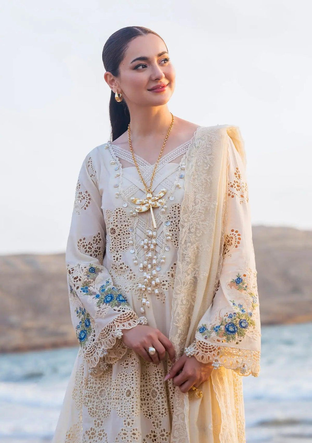 ELAF | HAI KUCH" FESTIVE LAWN 2024 | EHK-03B Ayra - LebaasOnline