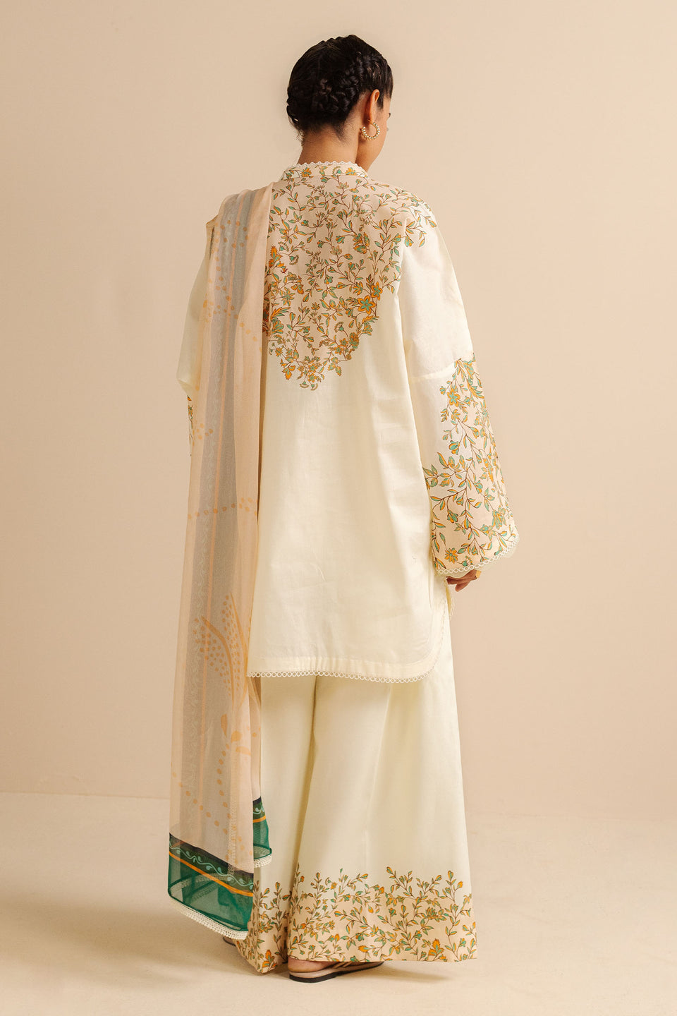 Buy Zara Shahjahan | Coco Prints Edit II 2025 Pakistani Embroidered Clothes For Women at Our Online Designer Boutique UK, Indian & Pakistani Wedding dresses online UK, Asian Clothes UK Jazmin Suits USA, Baroque Chiffon Collection 2025 & Eid Collection Outfits in USA on express shipping available @ Lebaasonline.