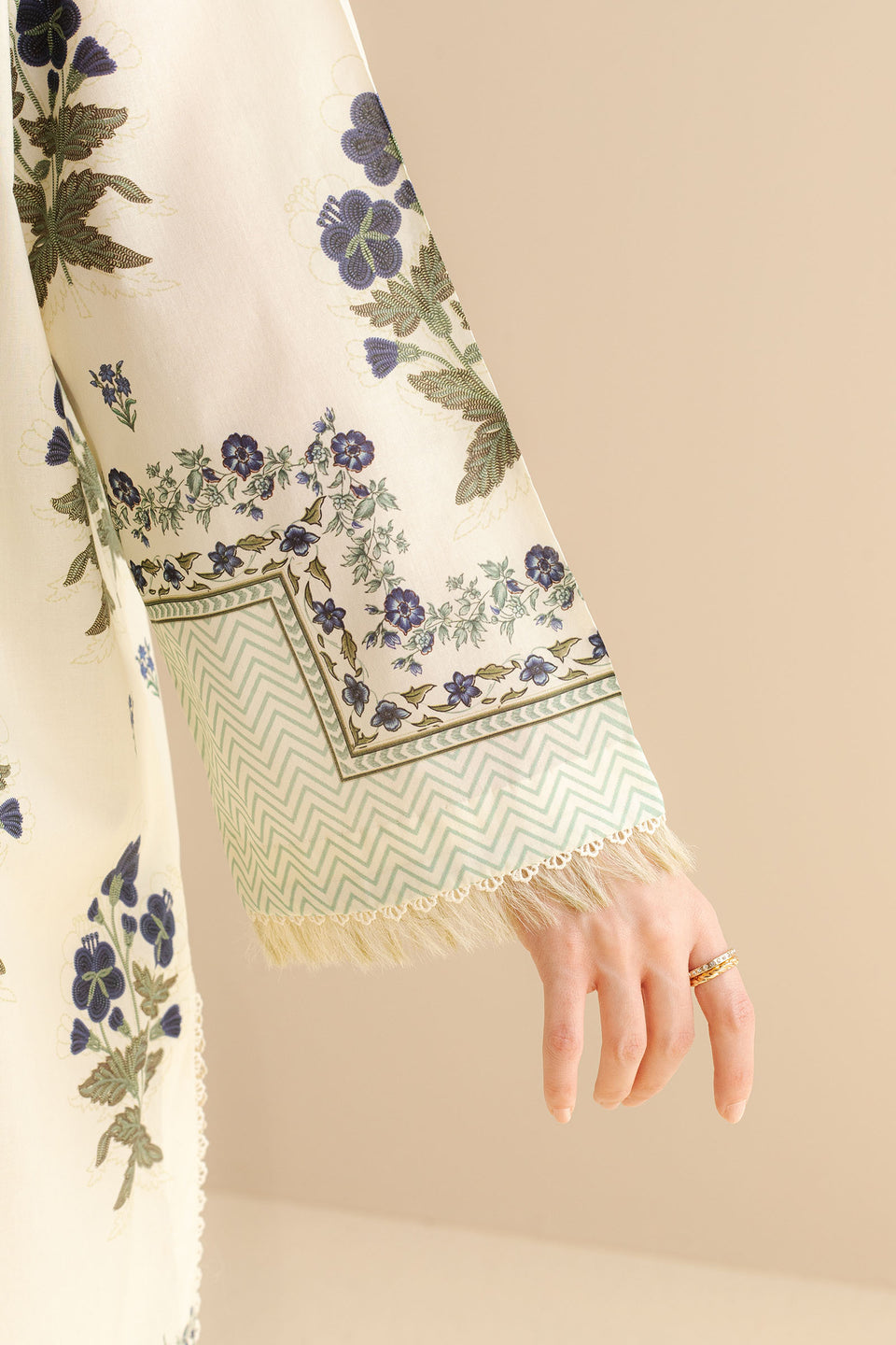 Buy Zara Shahjahan | Coco Prints Edit II 2025 Pakistani Embroidered Clothes For Women at Our Online Designer Boutique UK, Indian & Pakistani Wedding dresses online UK, Asian Clothes UK Jazmin Suits USA, Baroque Chiffon Collection 2025 & Eid Collection Outfits in USA on express shipping available @ Lebaasonline.
