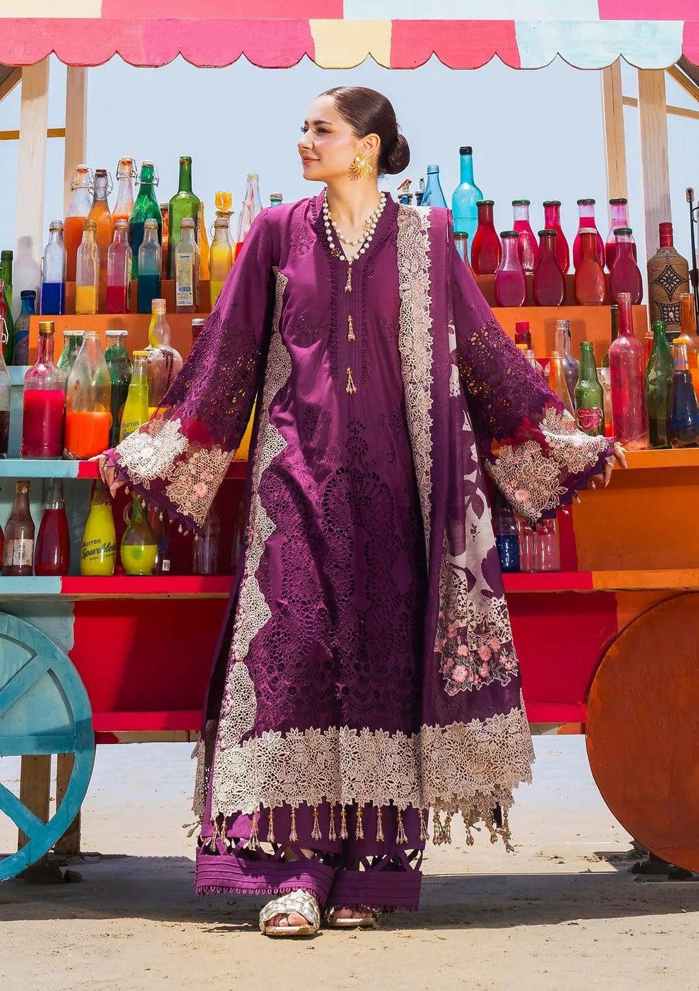 ELAF | HAI KUCH" FESTIVE LAWN 2024 PAKISTANI BRIDAL DRESSE & READY MADE PAKISTANI CLOTHES UK. Designer Collection Original & Stitched. Buy READY MADE PAKISTANI CLOTHES UK, Pakistani BRIDAL DRESSES & PARTY WEAR OUTFITS AT LEBAASONLINE. Next Day Delivery in the UK, USA, France, Dubai, London & Manchester