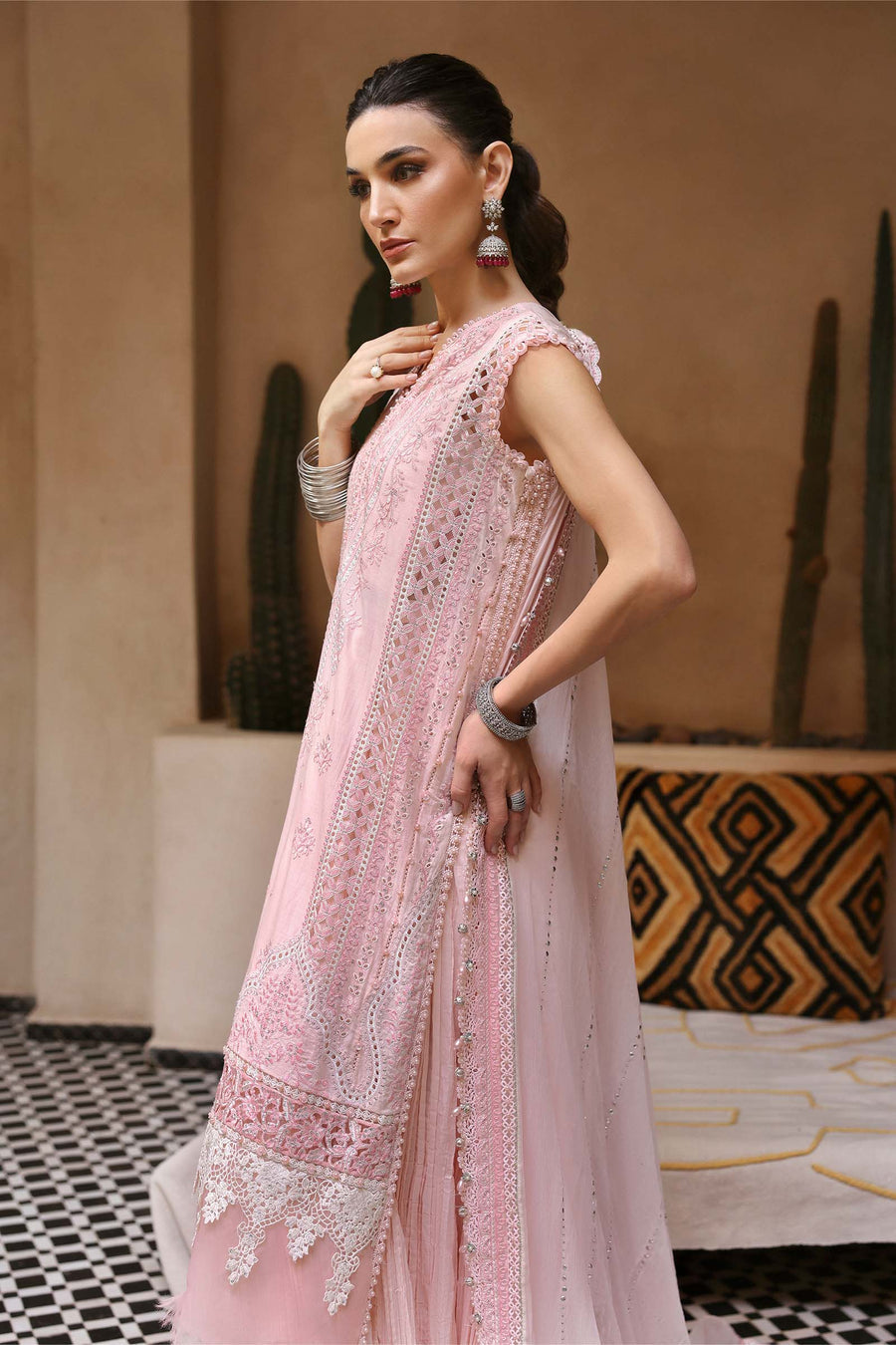 Shop the latest Luxury Lawn collection of Maria B Lawn 2025 Clothes Unstitched/ready 3 Piece Suits for Winter 2025 and also for Spring/Summer. Available for customisation at LebaasOnline. Maria B's latest lawn, digital print attire and MBROIDERED Pakistani Suits for Women in the UK, USA