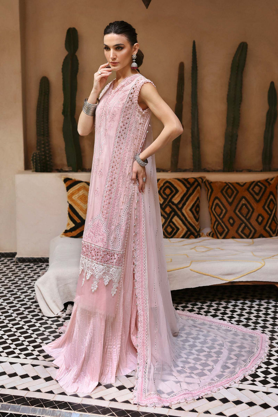 Shop the latest Luxury Lawn collection of Maria B Lawn 2025 Clothes Unstitched/ready 3 Piece Suits for Winter 2025 and also for Spring/Summer. Available for customisation at LebaasOnline. Maria B's latest lawn, digital print attire and MBROIDERED Pakistani Suits for Women in the UK, USA