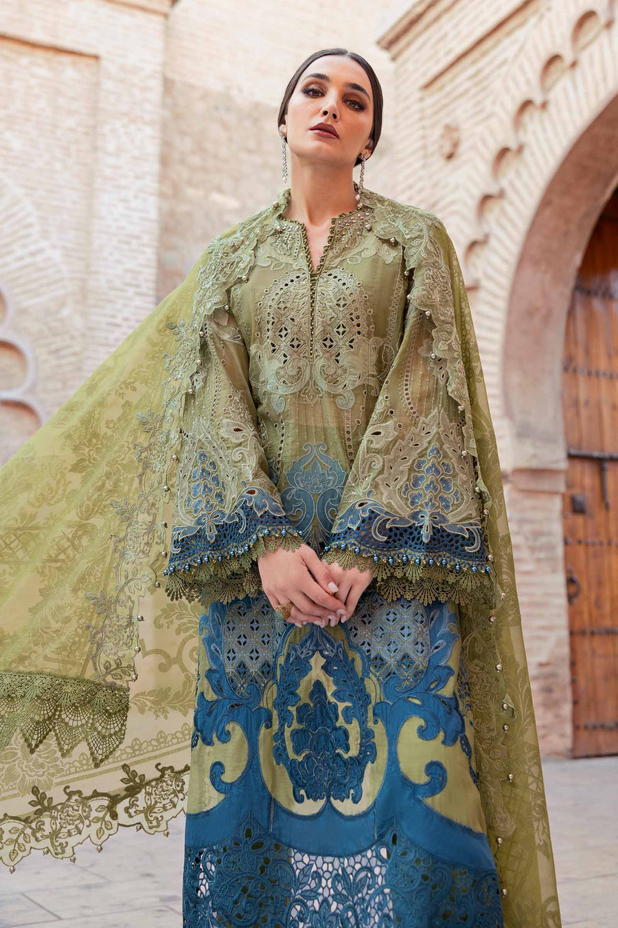 Shop the latest Luxury Lawn collection of Maria B Lawn 2025 Clothes Unstitched/ready 3 Piece Suits for Winter 2025 and also for Spring/Summer. Available for customisation at LebaasOnline. Maria B's latest lawn, digital print attire and MBROIDERED Pakistani Suits for Women in the UK, USA