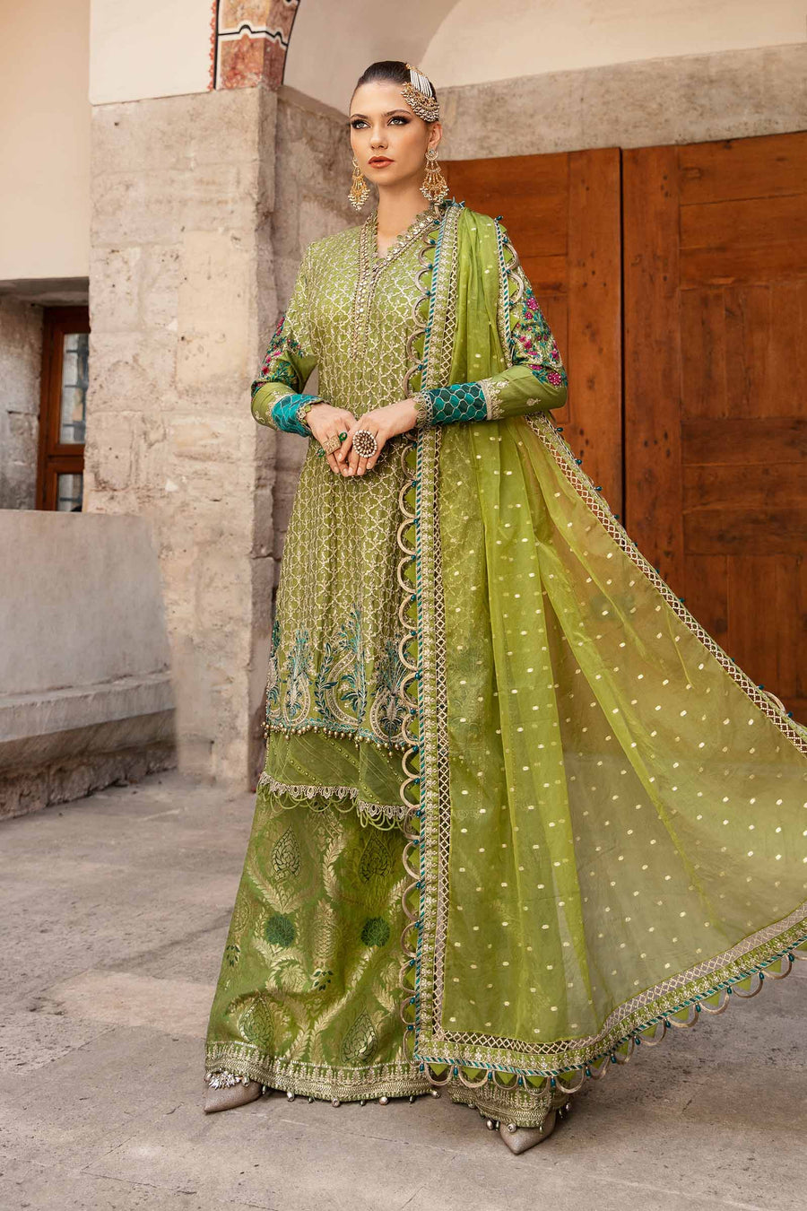 Buy MARIA B SATIN 2024 PAKISTANI GARARA SUITS ONLINE USA with customization. We have various brands such as MARIA B WEDDING DRESSES. PAKISTANI WEDDING DRESSES BIRMINGHAM are trending in evening/party wear. MARIA B SALE dresses can be stitched in UK, USA, France, Australia Lebaasonline in SALE!