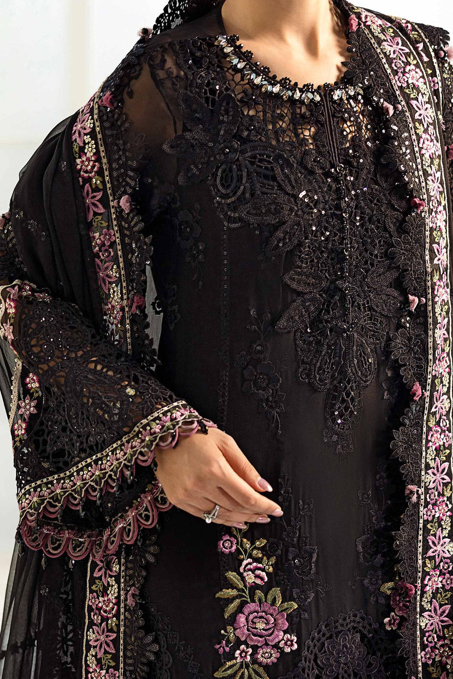 Buy Maria B Mbroidered Chiffon 2025 | MPC-25-104 Chiffon Pakistani designer dresses in UK from our website We have all Pakistani designer clothes of Maria b Chiffon 2025 Imrozia, Sobia Nazir Various Pakistani boutique dresses can be bought online from our website Lebaasonline in UK , USA, America