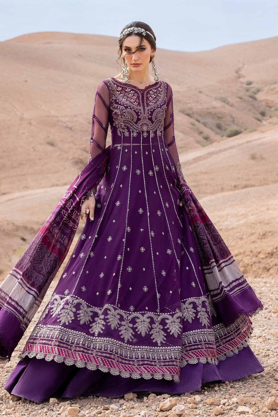 Shop the latest Luxury Lawn collection of Maria B Lawn 2025 Clothes Unstitched/ready 3 Piece Suits for Winter 2025 and also for Spring/Summer. Available for customisation at LebaasOnline. Maria B's latest lawn, digital print attire and MBROIDERED Pakistani Suits for Women in the UK, USA