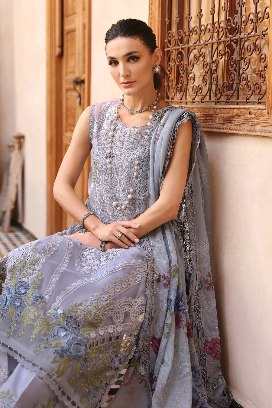 Shop the latest Luxury Lawn collection of Maria B Lawn 2025 Clothes Unstitched/ready 3 Piece Suits for Winter 2025 and also for Spring/Summer. Available for customisation at LebaasOnline. Maria B's latest lawn, digital print attire and MBROIDERED Pakistani Suits for Women in the UK, USA