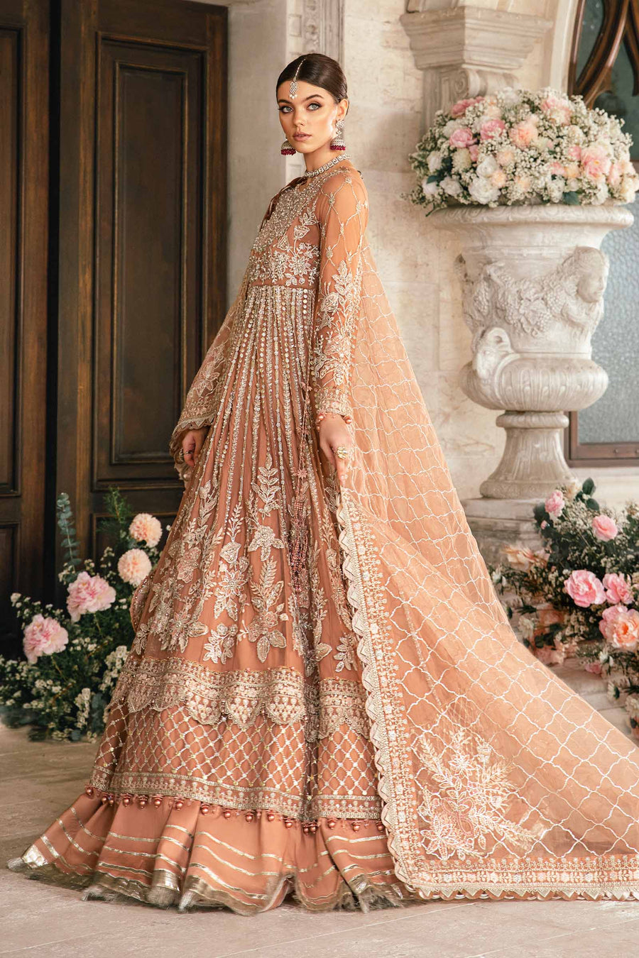 Buy Maria B Mbroidered Collection Next day delivery to USA, shop Pakistani wedding designer dresses online USA from our website We have all Pakistani designer clothes of Maria b Various Pakistani Bridal Dresses online UK Pakistani boutique dresses can be bought online from our website Lebaasonline in UK America