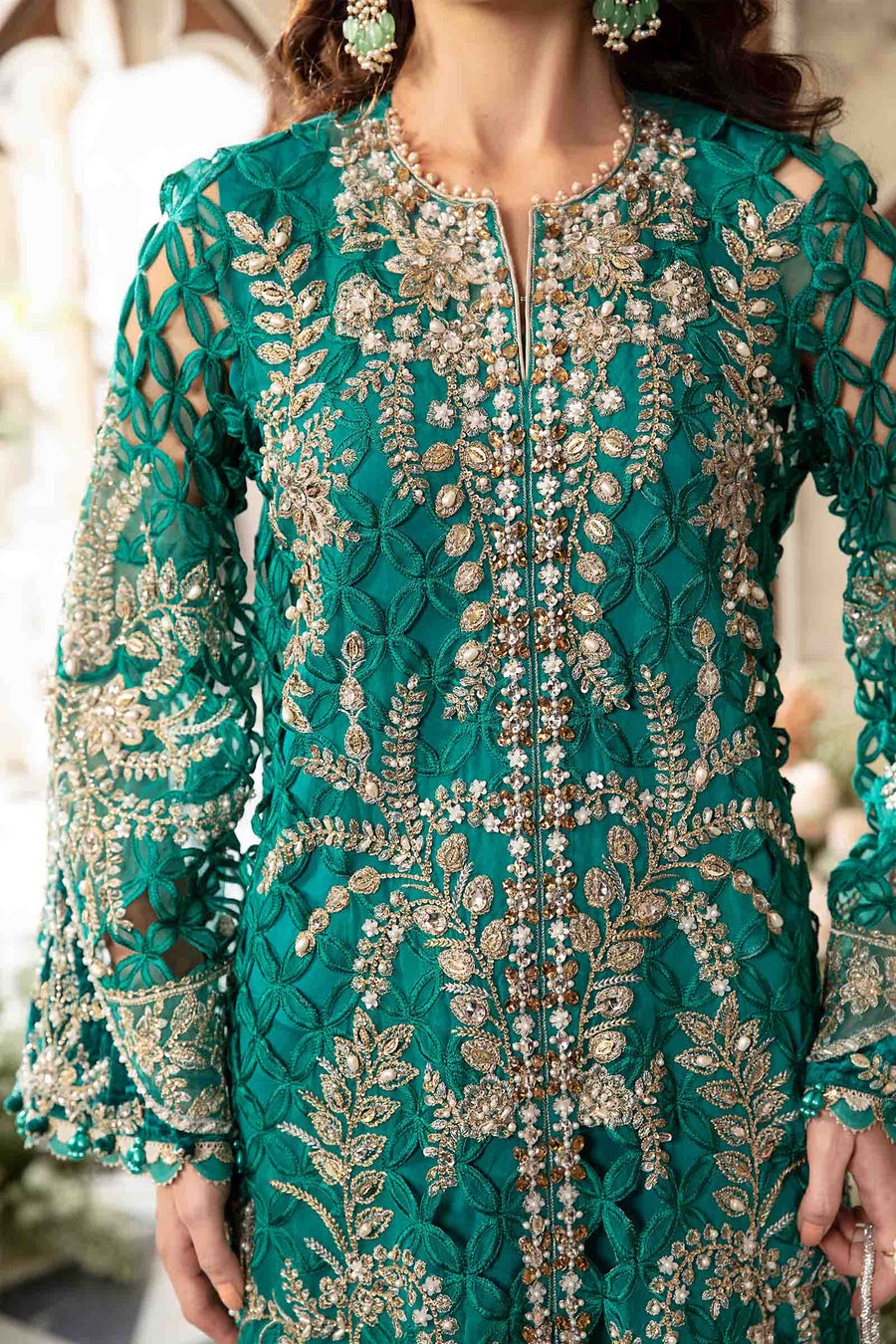 Buy Maria B Mbroidered Collection Next day delivery to USA, shop Pakistani wedding designer dresses online USA from our website We have all Pakistani designer clothes of Maria b Various Pakistani Bridal Dresses online UK Pakistani boutique dresses can be bought online from our website Lebaasonline in UK America