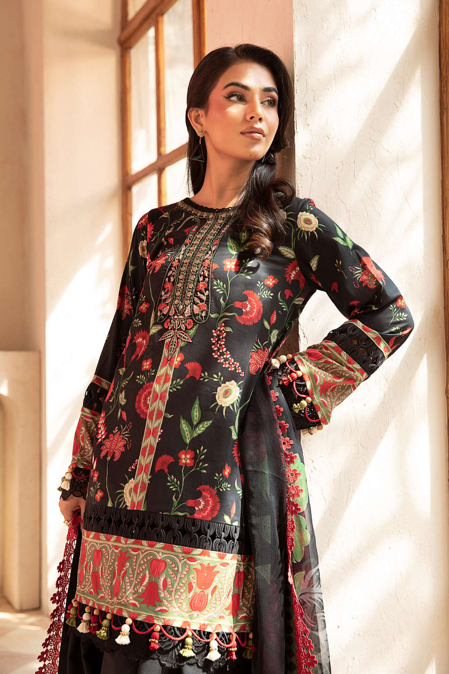 Shop the latest Mbasics Eid II collection of Maria B Eid 2025 Clothes Unstitched/ready 3 Piece Suits for Winter 2025 and also for Spring/Summer. Available for customisation at LebaasOnline. Maria B's latest lawn, digital print attire and MBROIDERED Pakistani Suits for Women in the UK, USA