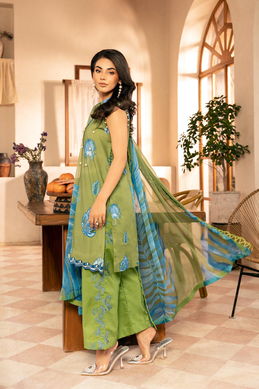 Shop the latest Mbasics Eid II collection of Maria B Eid 2025 Clothes Unstitched/ready 3 Piece Suits for Winter 2025 and also for Spring/Summer. Available for customisation at LebaasOnline. Maria B's latest lawn, digital print attire and MBROIDERED Pakistani Suits for Women in the UK, USA