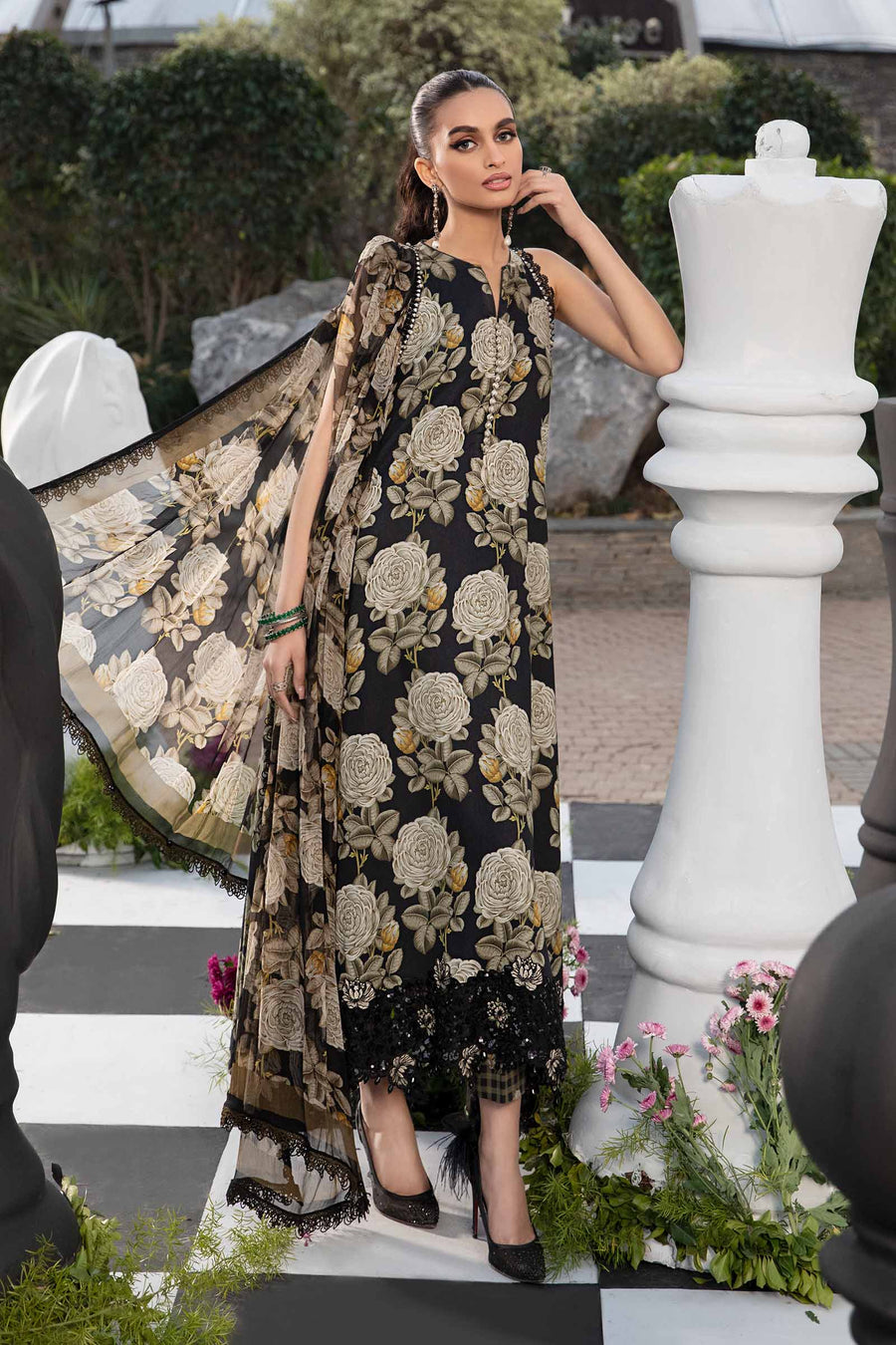 MARIA B | M PRINTS 2024 Teal dress by Maria B Pakistani Summer dresses 2024 at Lebaasonline. Discover Maria B Pakistani Fashion Clothing UK that matches to your style for this Summer. Shop today Pakistani Wedding dresses USA on discount price! Get express shipping in Belgium, UK, USA, France in SALE!