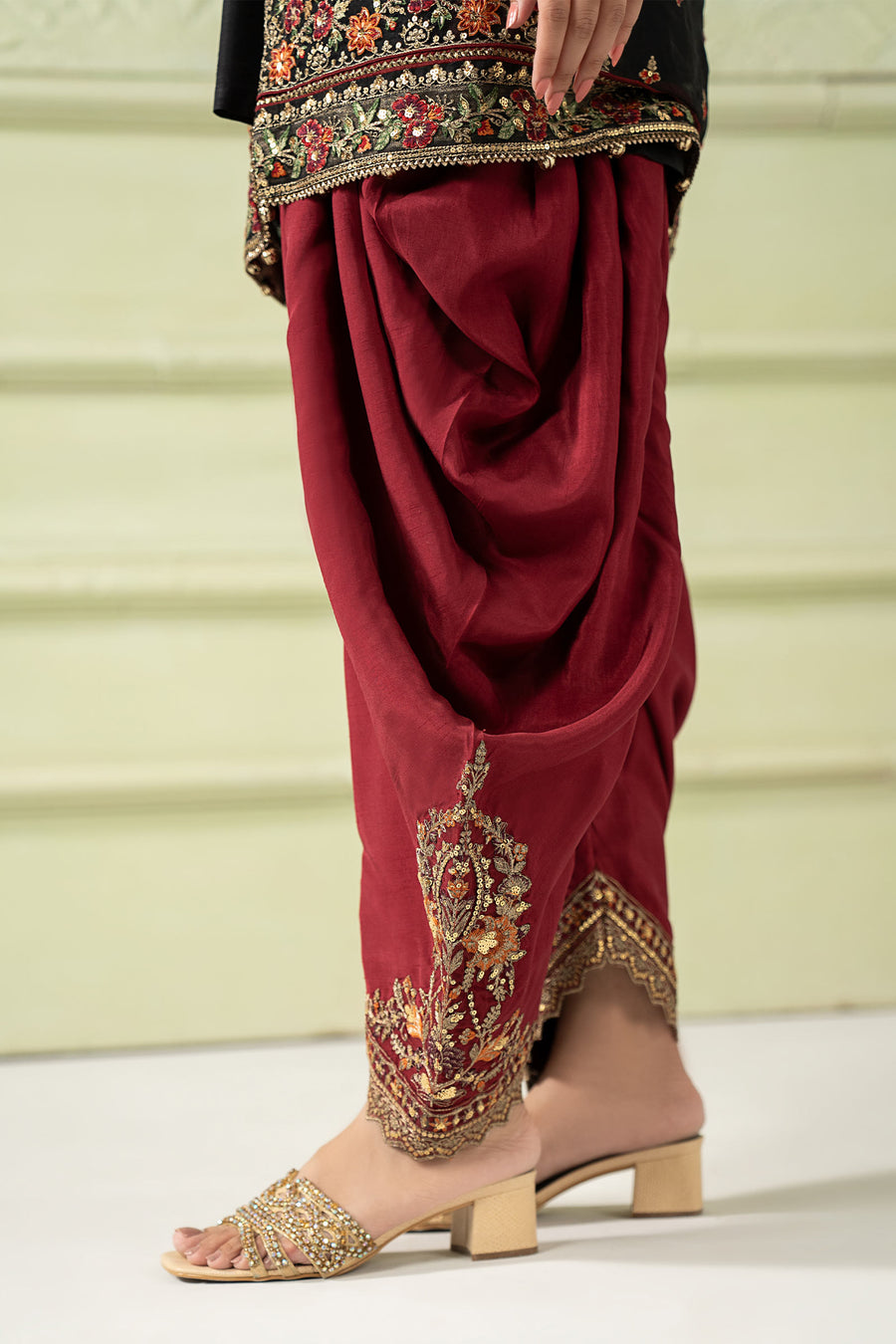 Maria.B | Shehnai Luxury Formal Winter Edit '25 available at Lebaasonline. The largest stockiest of M.prints Dresses in the UK. Shop Maria B Clothes Pakistani wedding. Maria B Chiffons, Mprints, Maria B Sateen Embroidered on discounted price in UK USA Manchester London Australia Belgium UAE France Germany Birmingham on Sale.