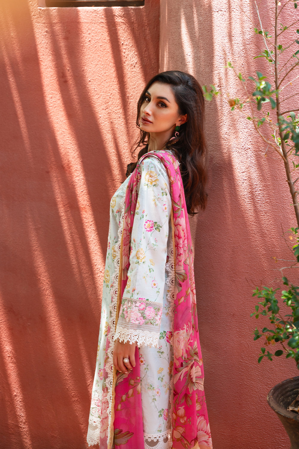 Saira Rizwan OUTLET CLEARANCE UP TO 90% OFF!!! DESIGNER BRAND BIG SANA SAFINAZ, ASIM JOFA, MARYUM N MARIA HUGE DISCOUNT!! WEB-STORE CLEARANCE, SALE 2025 GIVEAWAYS , BOXING DAY SALE, NEW YEARS SALE 2025!! CHRISTMAS SALE, END OF YEAR SALE, LEBAASONLINE