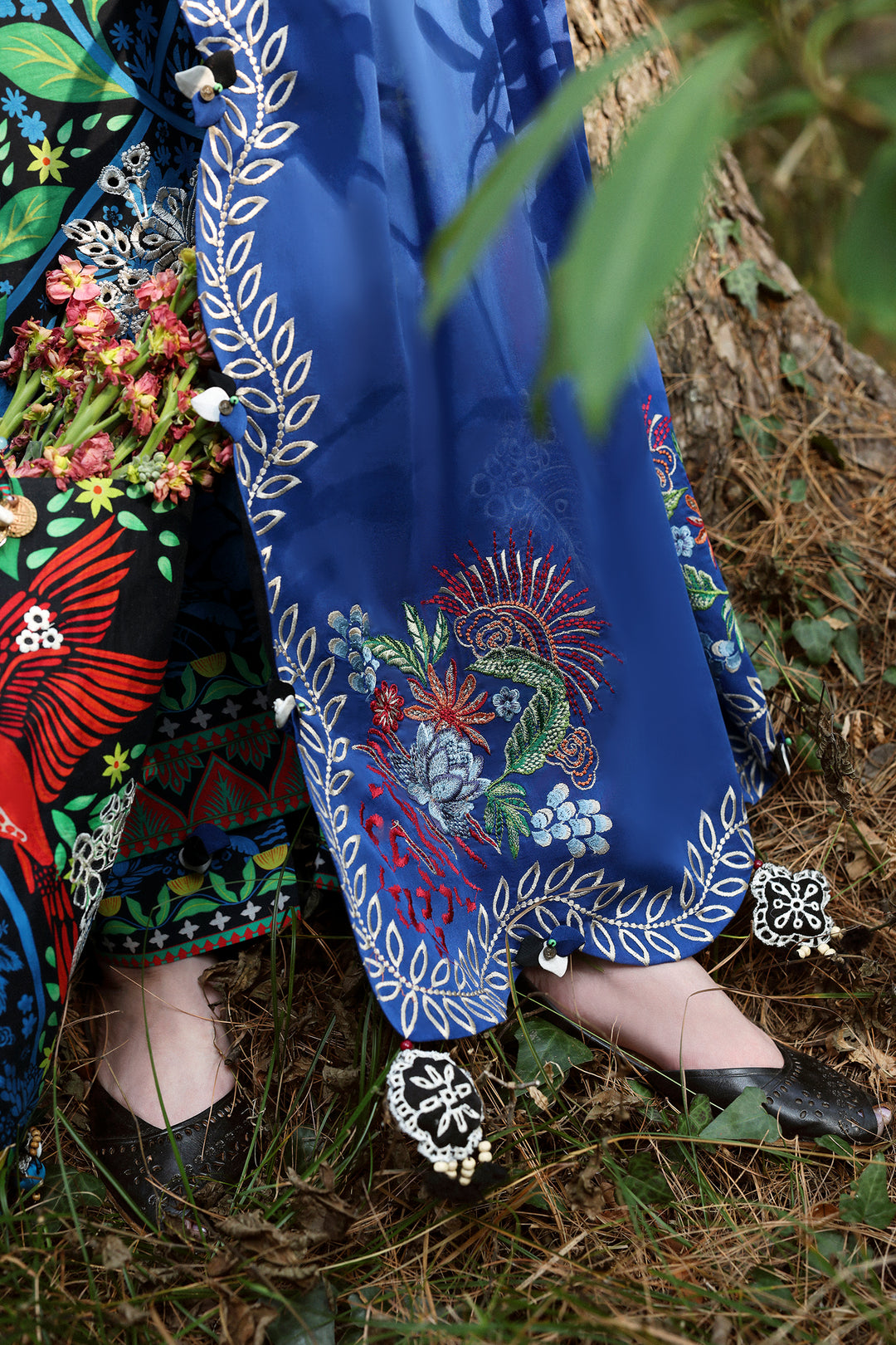 ELAN LAWN N COLLECTION '25 PAKISTANI DESIGNER SUITS ONLINE UK USA. Buy Now Elan UK Embroidered Collection of PAKISTANI SALWAR SUITS Originals! Unstitched and ready to wear Stitched suits for Indian Pakistani women available for Next Day Delivery in UK USA France Germany & Australia from lebaasonline