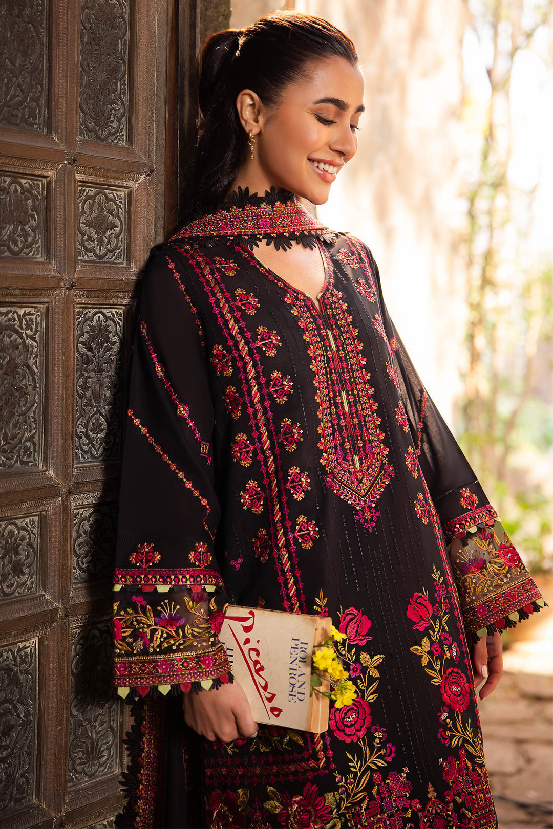 ZAHA LAWN '24 Designer Dress for this time wedding season. Various Bridal dresses online USA is available @lebaasonline. Pakistani wedding dresses online UK can be customized with us for evening/party wear. Maria B, Asim Jofa various wedding outfits can be bought in Austria, UK, USA