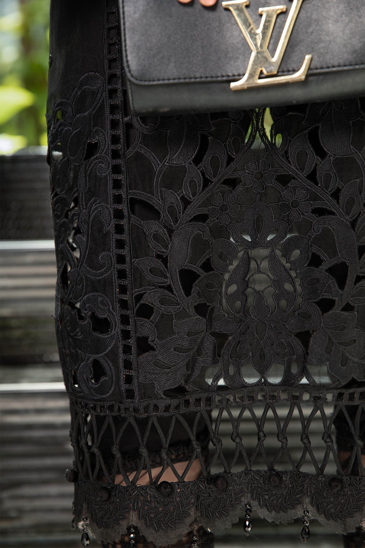 MARIA B | LUXURY LAWN 2023 | EL-23-04-Black - LebaasOnline