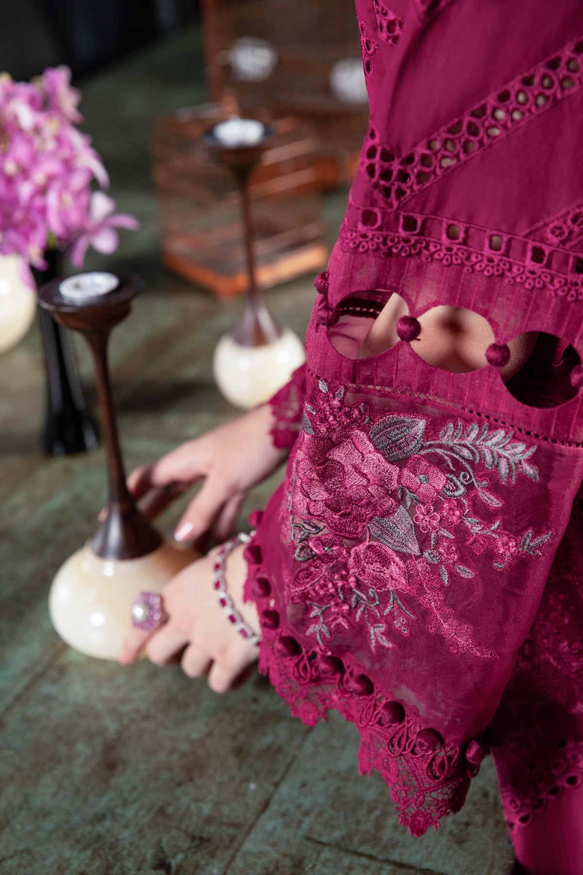 MARIA B | LUXURY LAWN 2023 | EL-23-09-Magenta - LebaasOnline