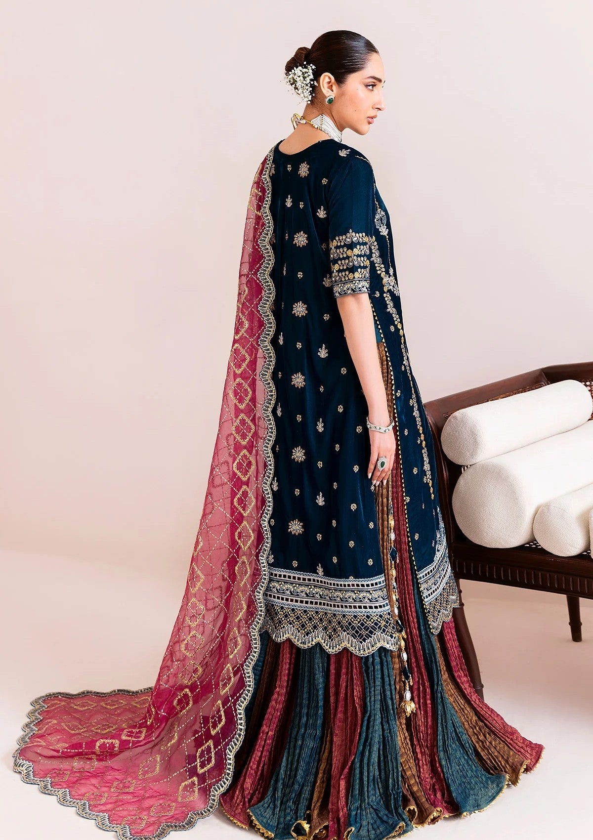 Buy Alizeh-Makhmal 25 | Luxury Velvet - AF-VLT#2222- Luxury VELVET. Online at Great Price! Available For UK, France & Germany. Baroque dresse from Pakistan & for SALE in the UK, USA, Manchester & London. Book now ready to wear & unstitched. Shop Wedding, festive, summer or winter branded outfits from Lebaasonline
