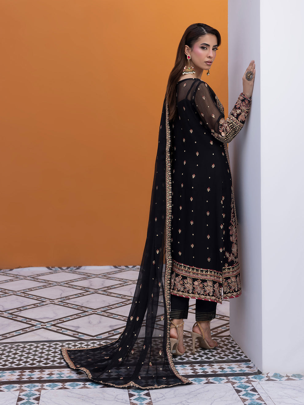 GULAAL | Maeri Luxury Chiffion Unstitched '26 | Soir Pakistani designer dress is available @lebaasonline. The Pakistani Wedding dresses of Maria B, Gulaal can be customized for Bridal/party wear. Get express shipping in UK, USA, France, Germany for Asian Outfits USA. Maria B Sale online can be availed here!!