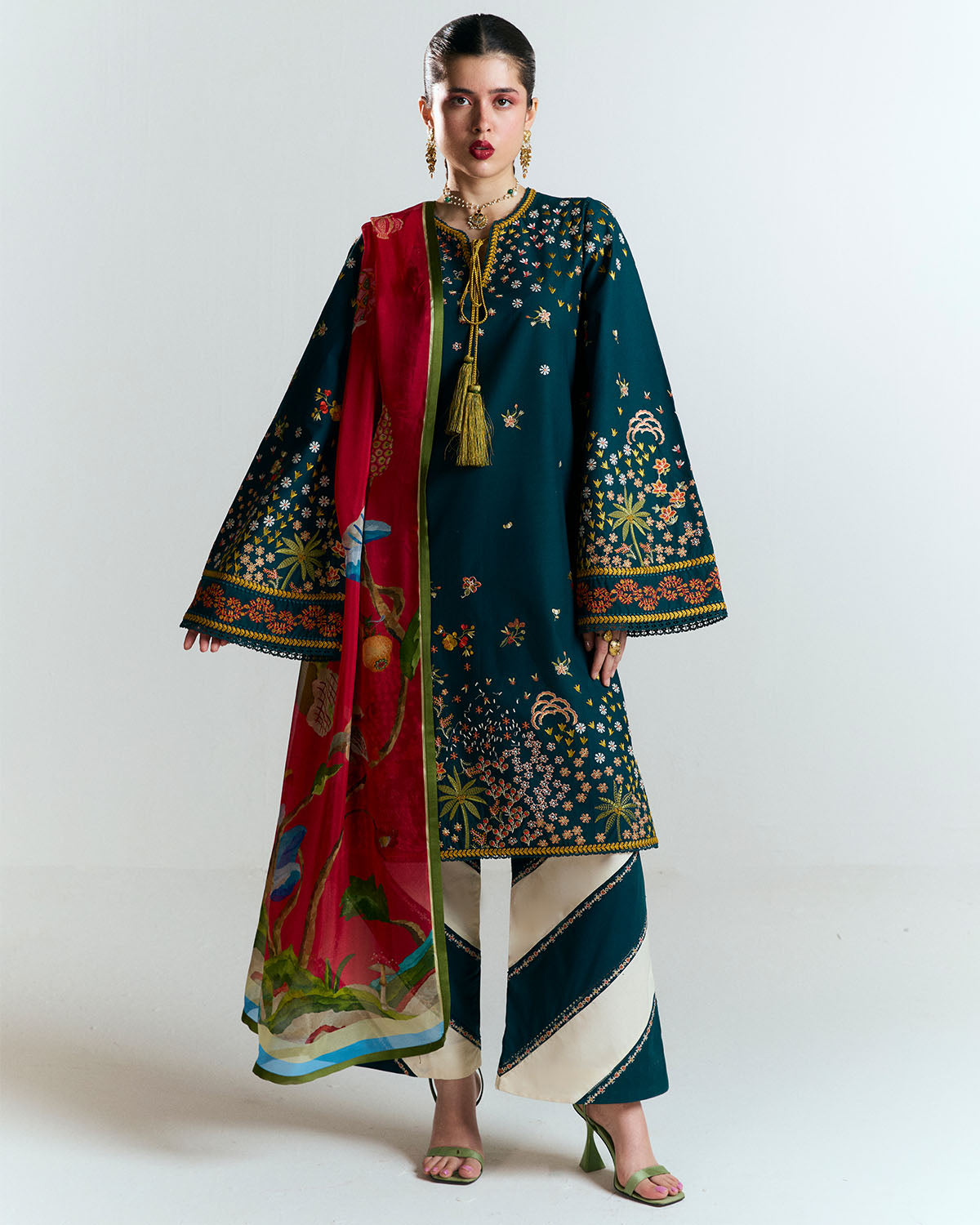 Buy jugnu by Hussain Rehar Embroidered 3pc suit from Lebaasonline delivery available in UK USA France Germany and other countries. Shop summer winter and wedding season outfits.