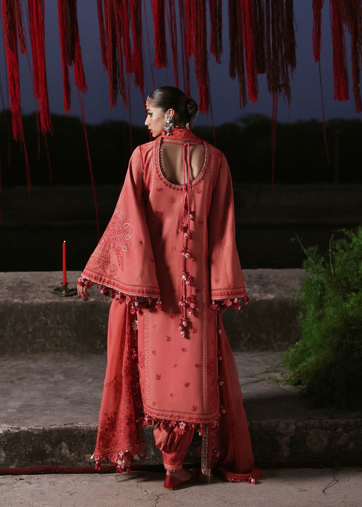 Hussain Rehar Karandi 2025 LEBAASONLINE Available on our website. We have exclusive variety of PAKISTANI DRESSES ONLINE. This wedding season get your unstitched or customized dresses from our PAKISTANI BOUTIQUE ONLINE. PAKISTANI DRESSES IN UK, USA, Lebaasonline at SALE price!