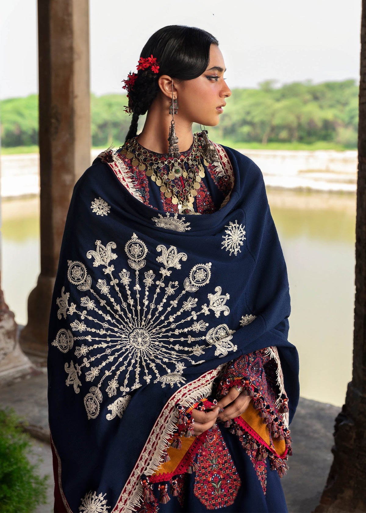 Hussain Rehar Karandi 2025 LEBAASONLINE Available on our website. We have exclusive variety of PAKISTANI DRESSES ONLINE. This wedding season get your unstitched or customized dresses from our PAKISTANI BOUTIQUE ONLINE. PAKISTANI DRESSES IN UK, USA, Lebaasonline at SALE price!