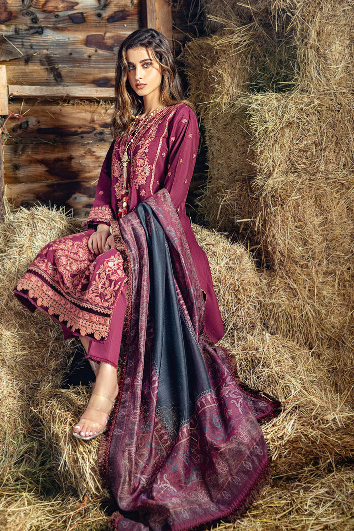 SOBIA NAZIR | AUTUMN/WINTER 2022 | AW22-7A Teal Lawn Dress available @lebaasonline. We have brands such as Maria b, Sana Safinaz, Sobia Nazir for PIndian bridal dresses online USA. Evening dress can be customized at Pakistani designer boutique online UK at Lebaasonline in UK, USA, France, Austria at SALE! 